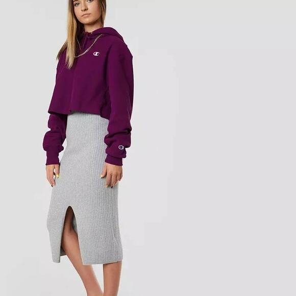 Champion Crop Hoodie Sweatshirt Medium Reverse Weave Purple Cut Off Cropped - Picture 3 of 8